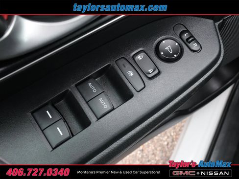 Used 2020 Honda CR-V Touring image 29