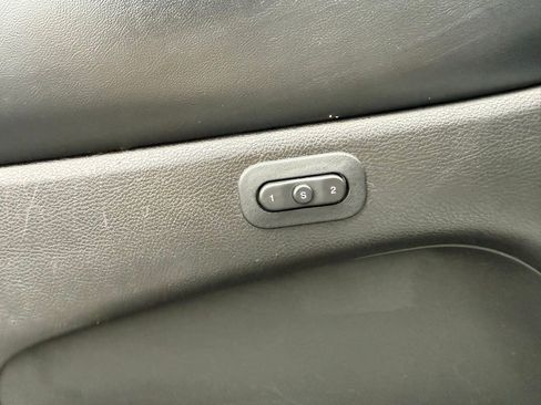 Used 2020 Jeep Grand Cherokee Limited w/ Luxury Group II image 11