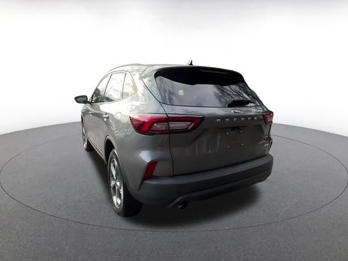 Used 2025 Ford Escape ST-Line image 11