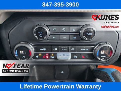 Used 2023 Ford Bronco Wildtrak image 46