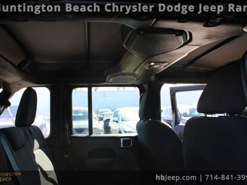 Used 2023 Jeep Wrangler Sport image 35