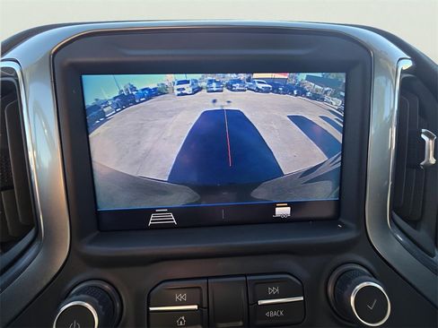 Used 2021 Chevrolet Silverado 1500 LT Trail Boss image 22