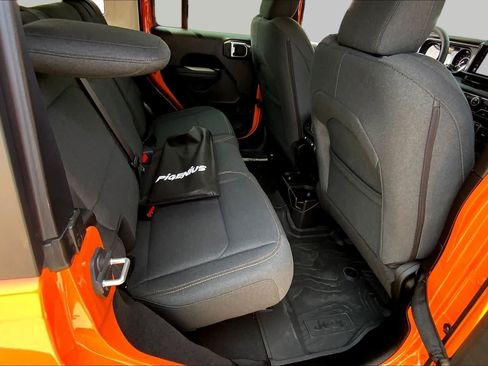Used 2025 Jeep Wrangler Unlimited Sport AWD/4WD image 20