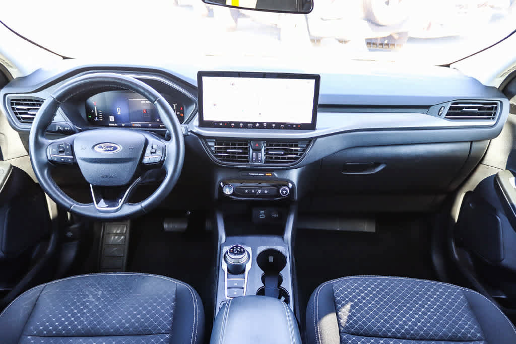 Used 2023 Ford Escape Active w/ Tech Pack #1 FWD image 12