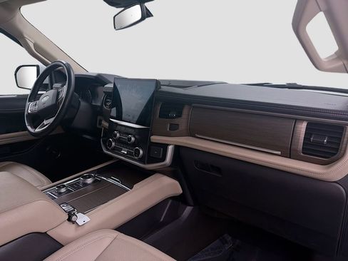 Used 2024 Ford Expedition Max Limited image 34