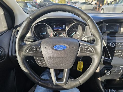 Used 2016 Ford Focus SE w/ Equipment Group 201A image 31