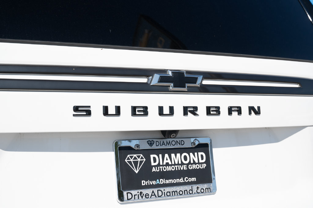 Used 2021 Chevrolet Suburban Z71 w/ Z71 Off-Road Package AWD/4WD image 13