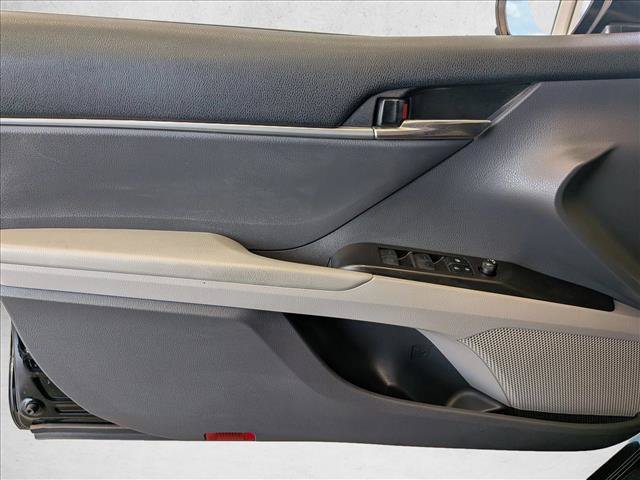 Used 2021 Toyota Camry LE FWD image 10