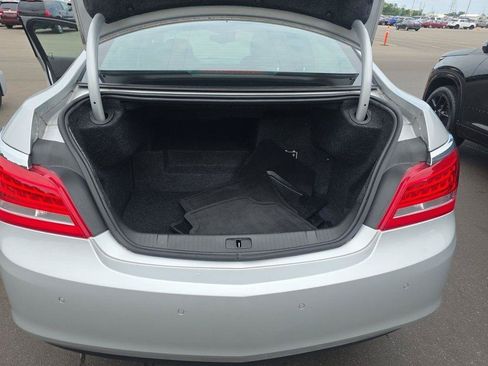Used 2014 Buick LaCrosse Leather w/ Driver Confidence Package FWD image 9