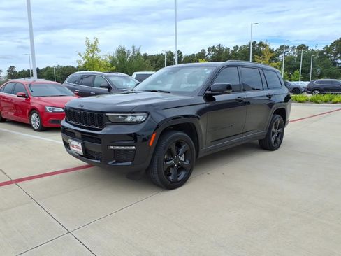 Used 2025 Jeep Grand Cherokee L Limited w/ Luxury Tech Group II AWD/4WD image 2