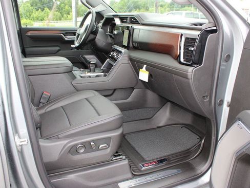 New 2026 GMC Sierra 1500 Denali w/ Denali Reserve Package AWD/4WD image 7