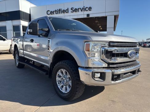 Used 2020 Ford F250 XLT w/ XLT Value Package image 1