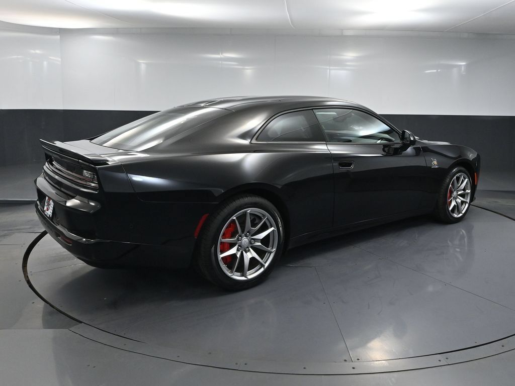 Used 2024 Dodge Charger Daytona Scat Pack w/ Plus Group AWD/4WD image 3