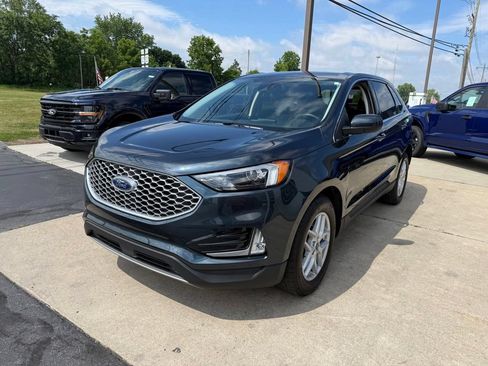 Used 2024 Ford Edge SEL w/ Convenience Package AWD/4WD image 5