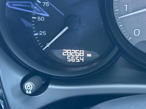 Certified 2023 Porsche Macan S AWD/4WD image 26