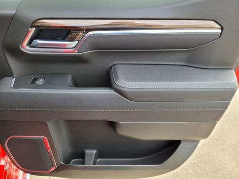 Certified 2026 Chevrolet Silverado 1500 LT image 14