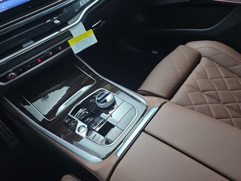 New 2026 BMW X5 xDrive40i w/ Executive Package AWD/4WD image 25