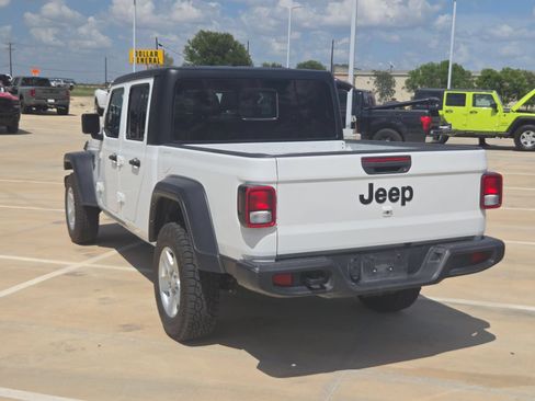 Used 2023 Jeep Gladiator Sport AWD/4WD image 6