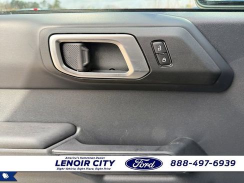 New 2026 Ford Bronco Outer Banks w/ Sasquatch Package image 18