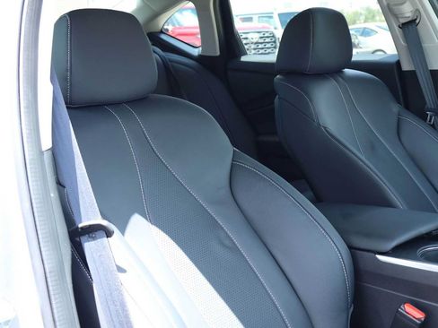 Certified 2025 Acura TLX w/ Technology Package FWD image 14