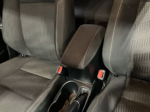 Used 2018 Toyota Corolla iM image 19