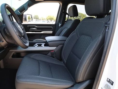 Used 2025 RAM 1500 Big Horn AWD/4WD image 24