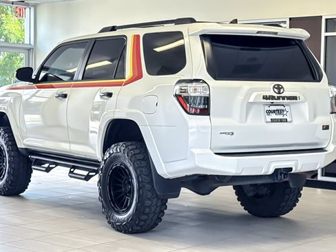 Used 2023 Toyota 4Runner 40th Anniversary SE AWD/4WD image 6