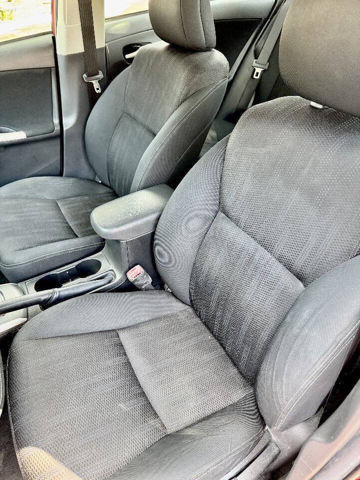 Used 2013 Toyota Corolla S w/ Premium Pkg FWD image 10