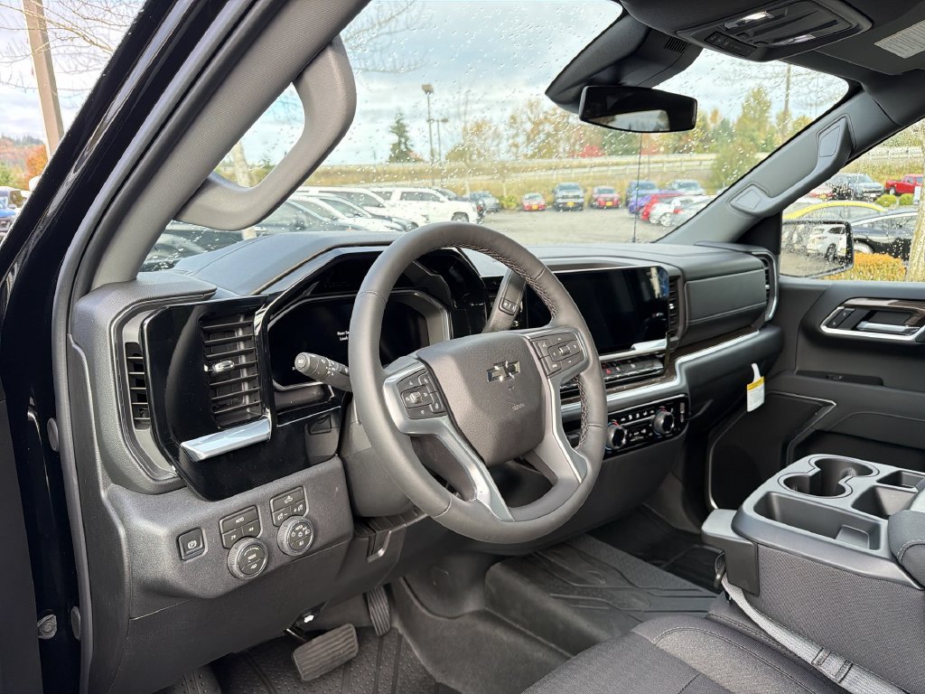 New 2026 Chevrolet Silverado 1500 RST w/ LPO, Dark Essentials Package AWD/4WD image 12