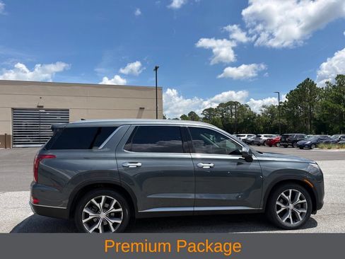 Used 2022 Hyundai Palisade SEL w/ Premium Package FWD image 6