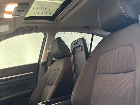 Used 2021 Nissan Altima 2.5 SV w/ SV Premium Package image 19