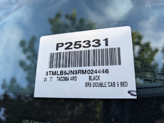 Certified 2024 Toyota Tacoma SR5 AWD/4WD image 32