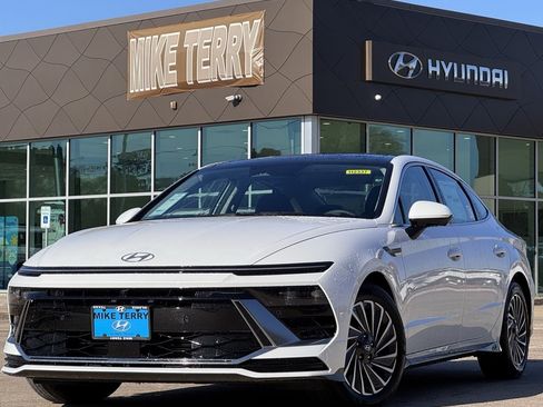 New 2026 Hyundai Sonata Limited image 1