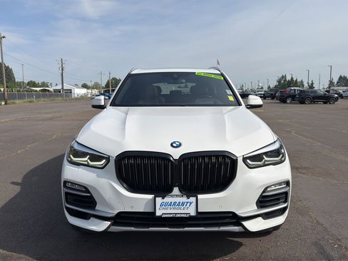 Used 2019 BMW X5 xDrive40i w/ Premium Package 2 AWD/4WD image 2
