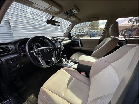 Used 2019 Toyota 4Runner SR5 Premium image 14