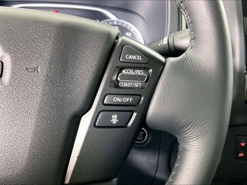 Used 2024 Nissan Frontier SL w/ Technology Package image 29