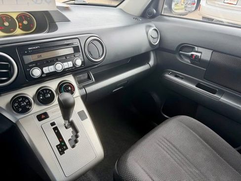 Used 2009 Scion xB image 31
