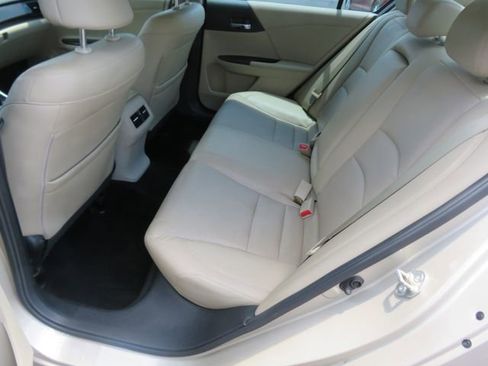 Used 2015 Honda Accord EX-L image 33