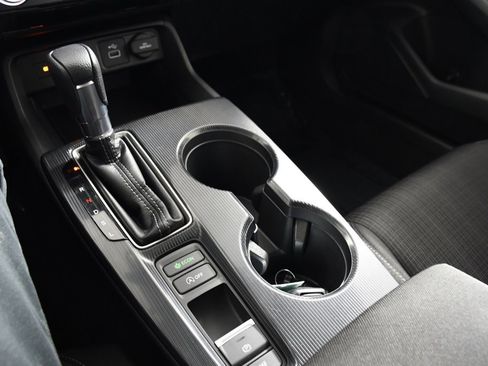Used 2022 Honda Civic LX image 32