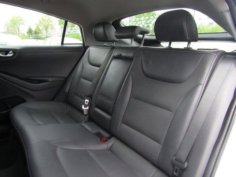 Used 2017 Hyundai Ioniq Limited FWD image 18