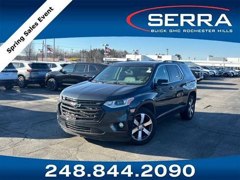 Used 2020 Chevrolet Traverse LT w/ LT Premium Package image 1