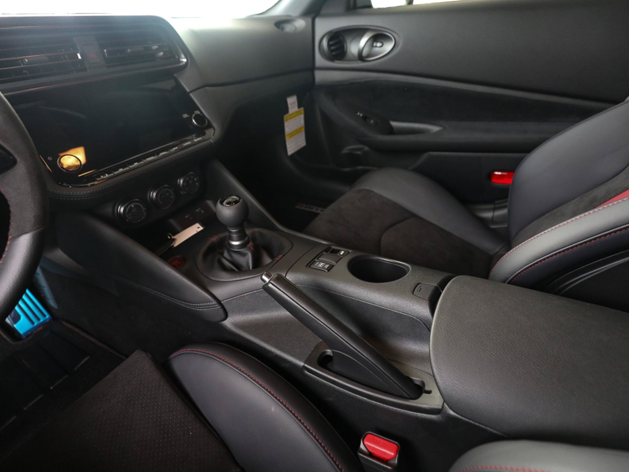 New 2027 Nissan Z NISMO w/ Essentials Package (NISMO) RWD image 19