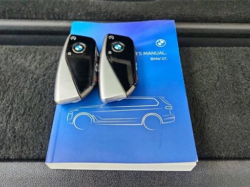 Used 2023 BMW X7 xDrive40i w/ M Sport Package image 68