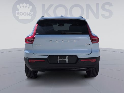 New 2026 Volvo XC40 B5 Plus w/ Protection Package Premier image 5