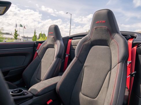 New 2026 Porsche 911 Carrera GTS RWD image 5