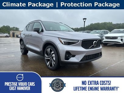 New 2026 Volvo XC40 B5 Ultra w/ Climate Package