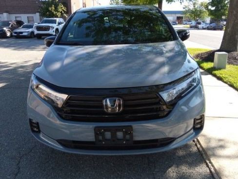 Used 2023 Honda Odyssey Sport image 6