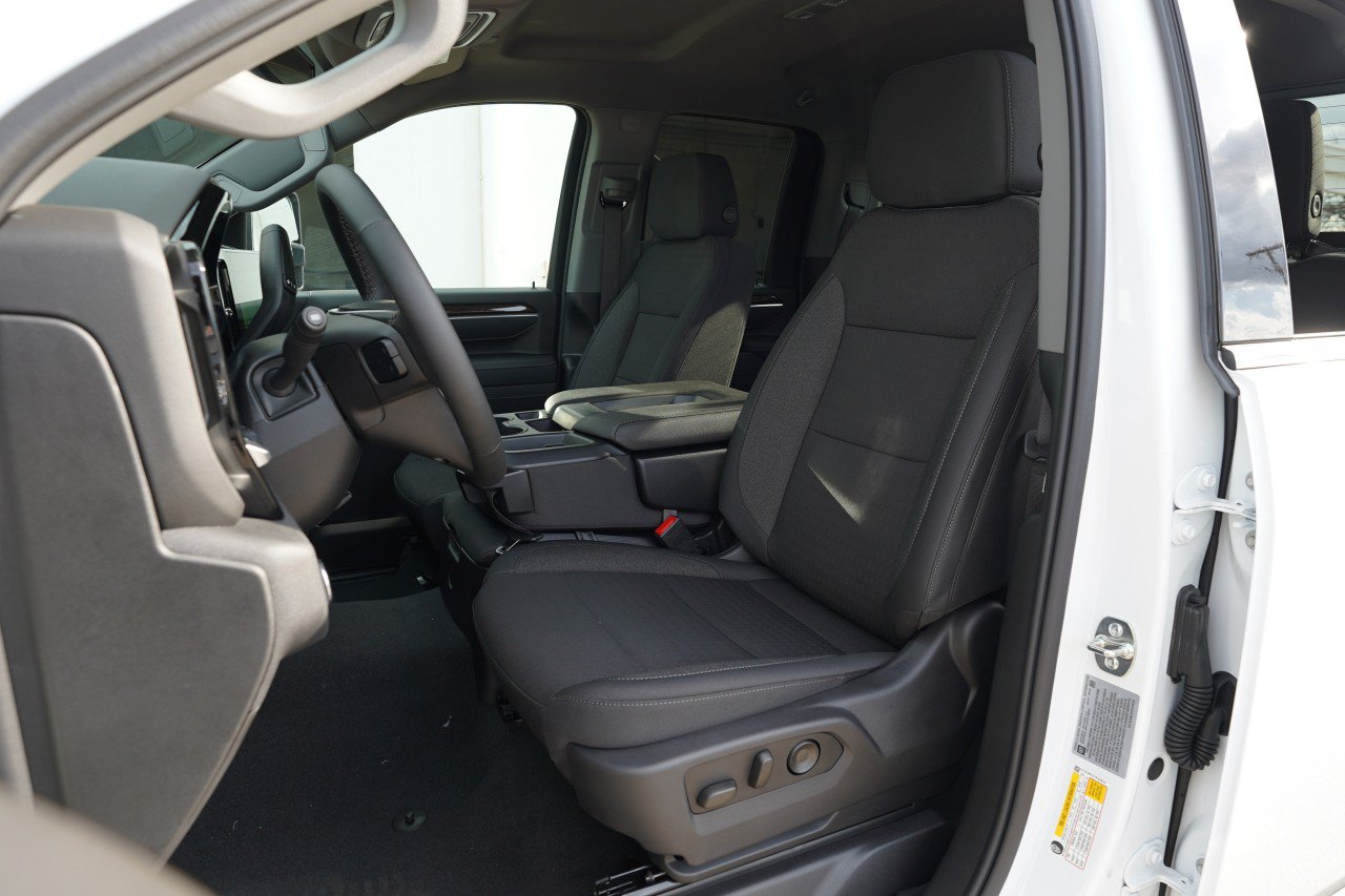 New 2026 GMC Sierra 2500 SLE w/ SLE Value Package; AWD/4WD image 18