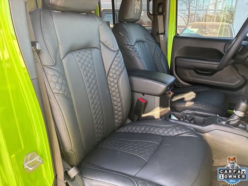 Used 2024 Jeep Wrangler Unlimited Sport AWD/4WD image 53