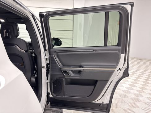 Used 2024 Rivian R1S Adventure AWD/4WD image 19